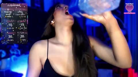 Snapshot of louisassy chatting on January 2026 02:28:01 AM Louisa online show from January 2026 02:28:01 AM