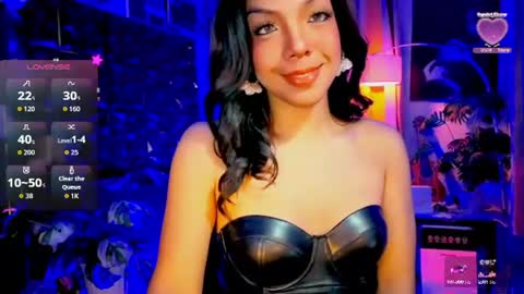 Snapshot of louisassy chatting on July 2026 03:14:01 AM Louisa online show from July 2026 03:14:01 AM