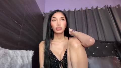 Snapshot of louiseelizabeth chatting on January 2026 12:42:01 PM samantha online show from January 2026 12:42:01 PM