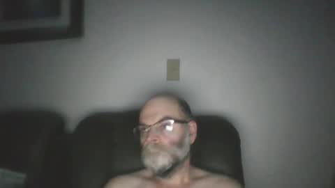 louism13 online show from November 2025 05:11:01 AM