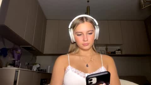 Eliza online show from March 2026 04:24:01 PM