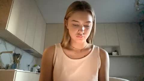 Eliza online show from March 2026 04:13:02 AM