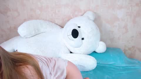 Snapshot of love_bella_ chatting on February 2025 07:22:02 AM love bella online show from February 2025 07:22:02 AM