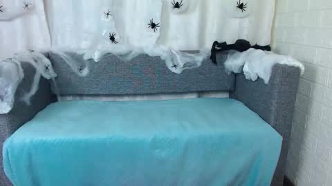 Snapshot of love_bella_ chatting on October 2025 12:30:02 AM love bella online show from October 2025 12:30:02 AM