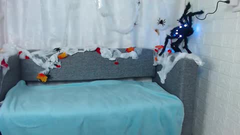 Snapshot of love_bella_ chatting on October 2025 12:07:02 AM love bella online show from October 2025 12:07:02 AM