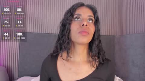 Snapshot of love_cameron chatting on December 2025 03:00:01 AM Cam online show from December 2025 03:00:01 AM