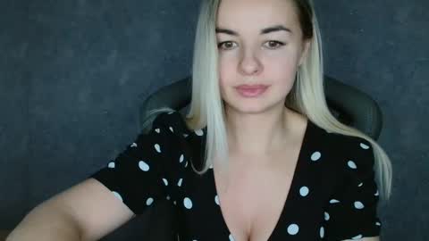 Snapshot of love_dom_meg chatting on February 2025 01:21:02 PM Megane online show from February 2025 01:21:02 PM