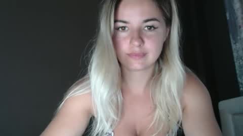 Snapshot of love_dom_meg chatting on October 2025 08:28:01 AM Megane online show from October 2025 08:28:01 AM