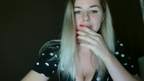 Megane online show from November 2025 08:39:02 AM