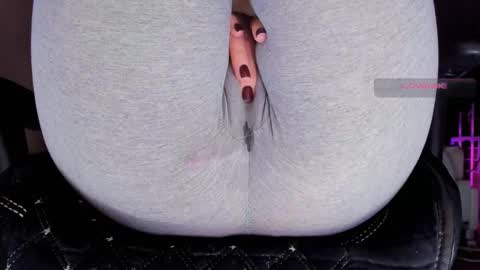 Kira online show from September 2025 05:03:01 PM