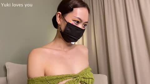 Snapshot of love_in_asian chatting on November 2025 07:13:02 PM Learn how love can be with us online show from November 2025 07:13:02 PM