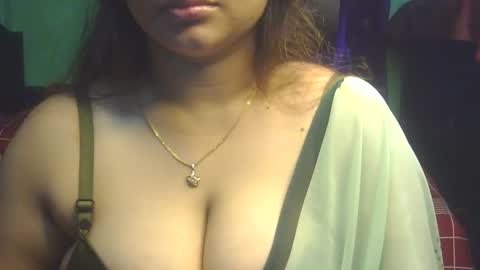 Snapshot of love_luna_angel chatting on October 2025 09:34:02 PM Luna online show from October 2025 09:34:02 PM