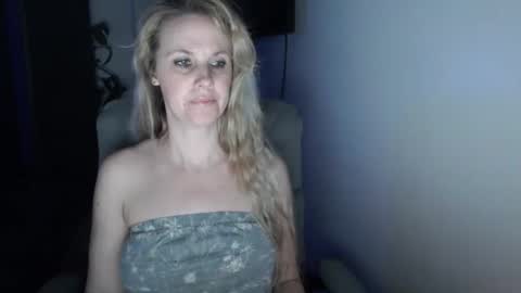 LoVe On  online show from February 2026 10:45:01 AM