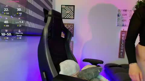 Sharol Leon online show from February 2025 12:30:01 AM