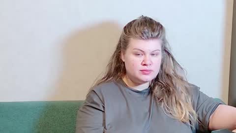 Snapshot of love_wiggy18 chatting on January 2025 02:22:01 PM Ally online show from January 2025 02:22:01 PM