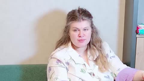 Snapshot of love_wiggy18 chatting on January 2025 09:35:01 AM Ally online show from January 2025 09:35:01 AM