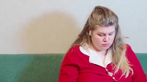 Snapshot of love_wiggy18 chatting on January 2025 01:24:02 PM Ally online show from January 2025 01:24:02 PM