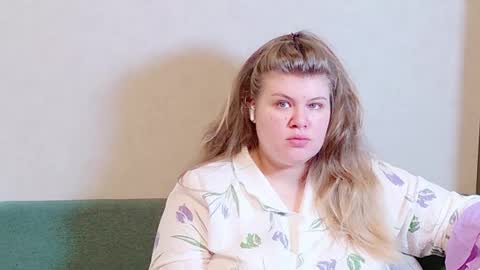 Snapshot of love_wiggy18 chatting on January 2025 09:47:01 AM Ally online show from January 2025 09:47:01 AM