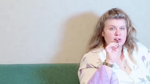 Snapshot of love_wiggy18 chatting on January 2025 03:51:01 PM Ally online show from January 2025 03:51:01 PM