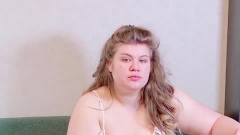 Snapshot of love_wiggy18 chatting on February 2025 10:08:02 AM Ally online show from February 2025 10:08:02 AM