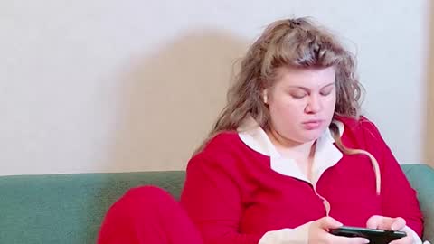 Snapshot of love_wiggy18 chatting on February 2025 11:10:02 AM Ally online show from February 2025 11:10:02 AM