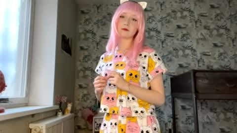 Snapshot of love_you_kim chatting on April 2026 01:08:02 PM Kim online show from April 2026 01:08:02 PM