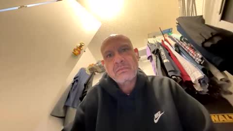 loveazz4me online show from November 2025 03:23:01 AM