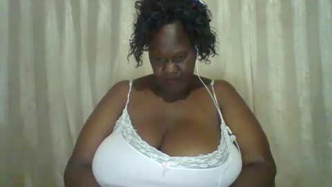 Lynn online show from January 2025 02:27:01 AM