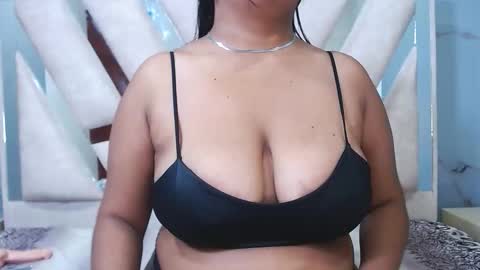 Snapshot of lovecandysweetcf chatting on November 2025 12:32:01 AM lovecandysweetcf online show from November 2025 12:32:01 AM