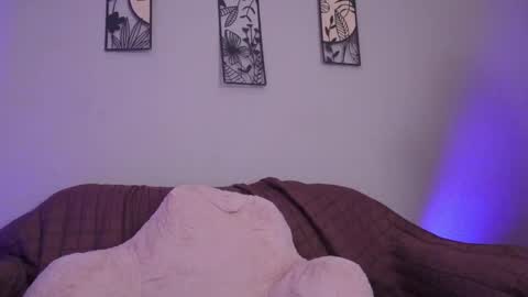 katalina   online show from May 2026 03:24:02 AM