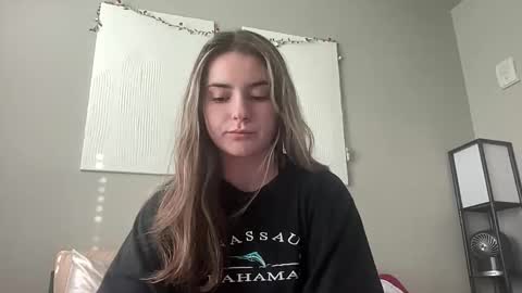 Olivia Rose online show from November 2025 07:45:01 PM