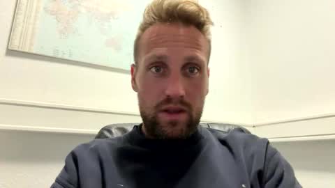 lovefuesse online show from October 2025 11:30:01 AM