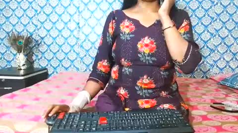 Divya online show from September 2025 08:36:02 AM