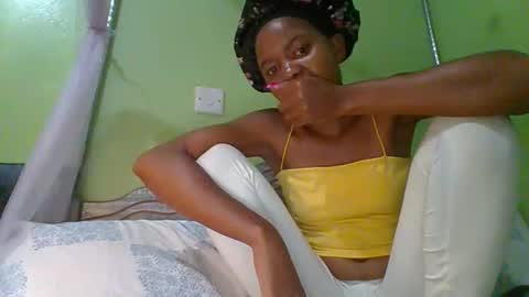 Snapshot of lovegal335 chatting on December 2025 10:51:03 PM lovegal335 online show from December 2025 10:51:03 PM