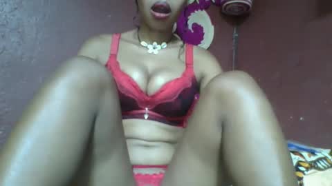 Snapshot of loveinlife750427 chatting on February 2025 05:28:02 AM loveinlife750427 online show from February 2025 05:28:02 AM