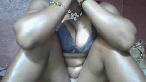 Snapshot of loveinlife750427 chatting on February 2025 11:52:01 AM loveinlife750427 online show from February 2025 11:52:01 AM