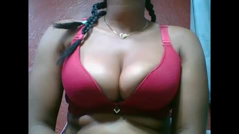 Snapshot of loveinlife750427 chatting on September 2025 04:45:02 AM loveinlife750427 online show from September 2025 04:45:02 AM