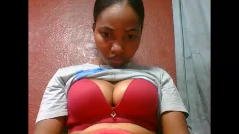 Snapshot of loveinlife750427 chatting on September 2025 05:18:01 AM loveinlife750427 online show from September 2025 05:18:01 AM