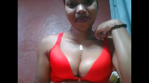 Snapshot of loveinlife750427 chatting on October 2025 06:22:02 AM loveinlife750427 online show from October 2025 06:22:02 AM