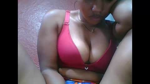 Snapshot of loveinlife750427 chatting on October 2025 08:12:01 AM loveinlife750427 online show from October 2025 08:12:01 AM