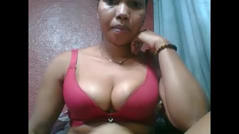 Snapshot of loveinlife750427 chatting on October 2025 10:38:01 AM loveinlife750427 online show from October 2025 10:38:01 AM