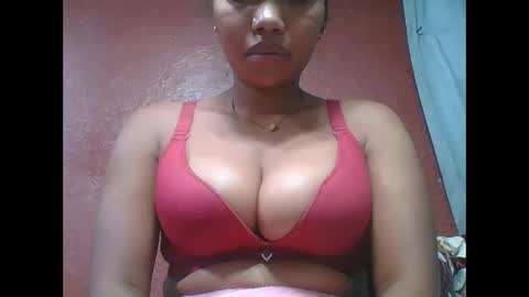 Snapshot of loveinlife750427 chatting on October 2025 02:12:02 AM loveinlife750427 online show from October 2025 02:12:02 AM