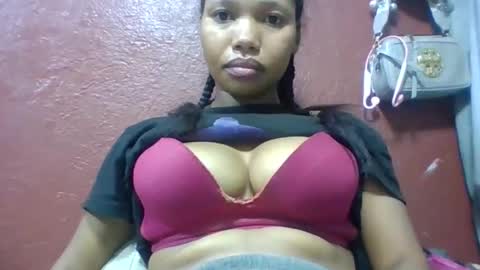 Snapshot of loveinlife750427 chatting on May 2026 02:29:01 AM loveinlife750427 online show from May 2026 02:29:01 AM