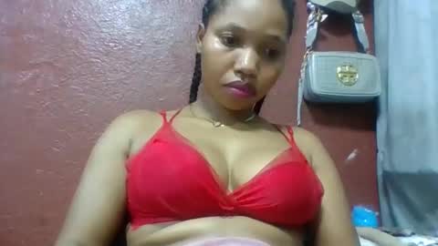Snapshot of loveinlife750427 chatting on May 2026 02:43:01 PM loveinlife750427 online show from May 2026 02:43:01 PM