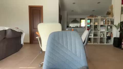 Loveisperfect online show from October 2025 10:16:02 AM