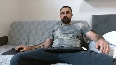 loveivat80 online show from May 2026 06:07:01 AM