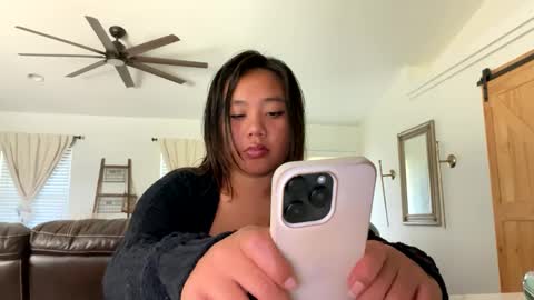 Love online show from March 2025 10:07:02 PM