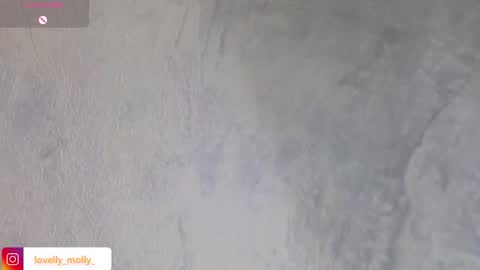 Molly online show from November 2025 03:01:01 PM