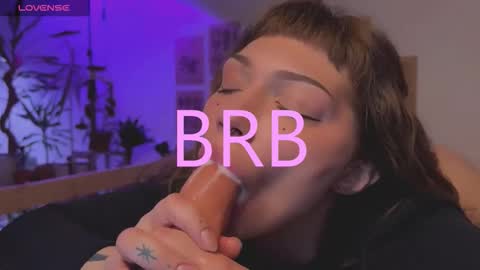 Snapshot of lovelorn_ chatting on October 2025 04:22:01 AM Elsa online show from October 2025 04:22:01 AM