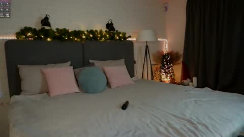 lovely___maria online show from January 2026 07:27:01 PM